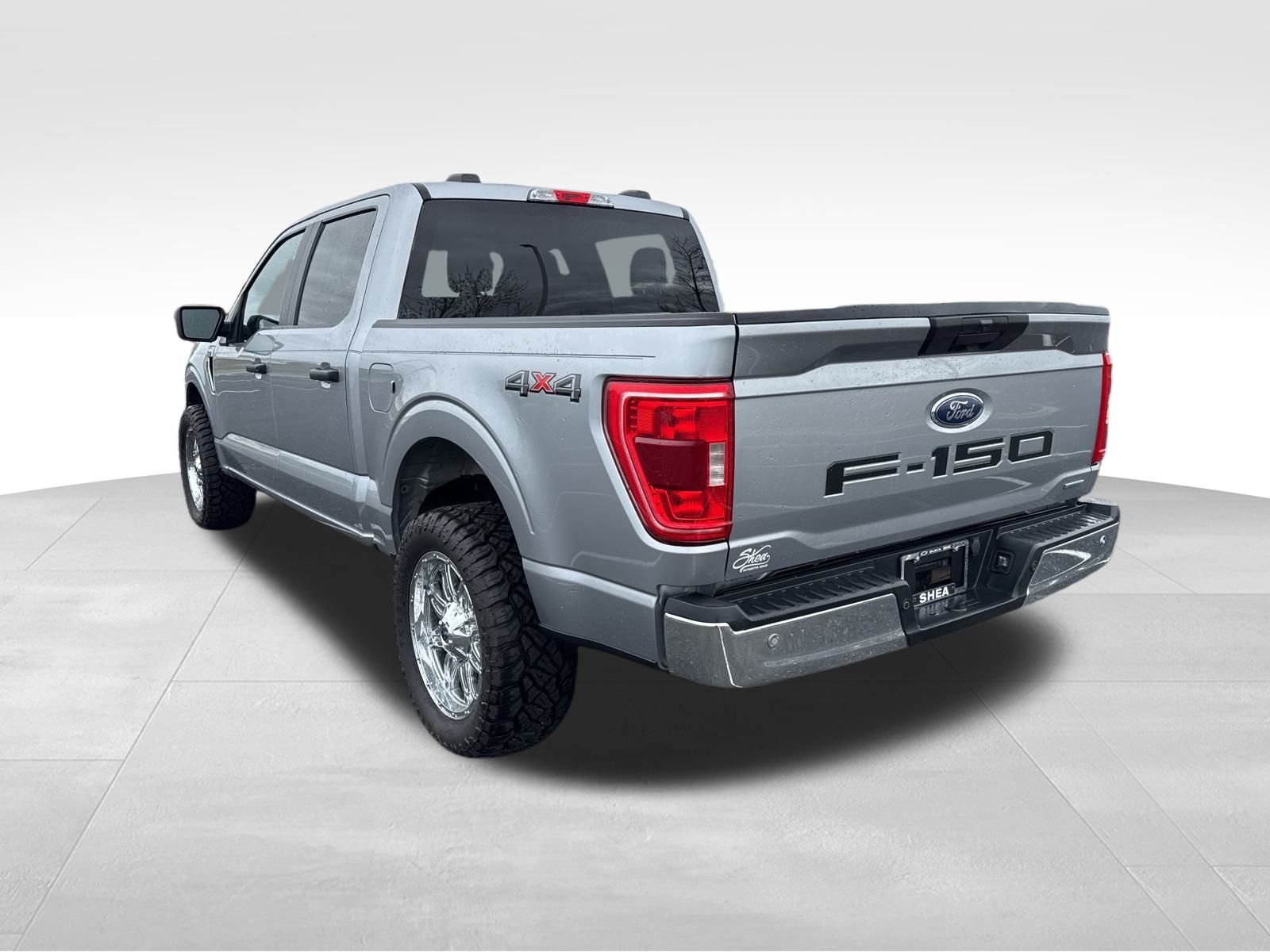 2023 Ford F-150 XLT photo 3