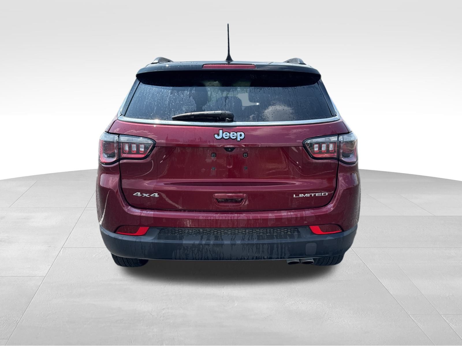 2022 Jeep Compass Limited photo 4