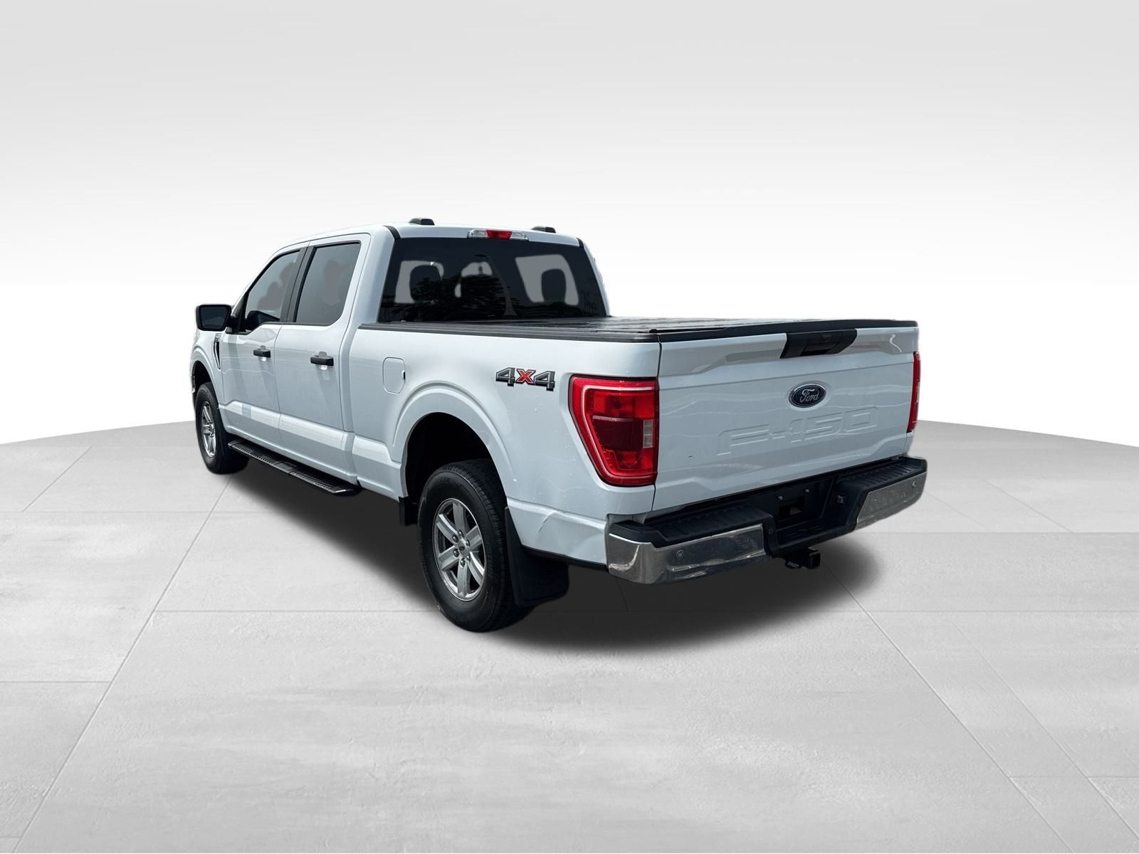 2021 Ford F-150 XLT photo 3