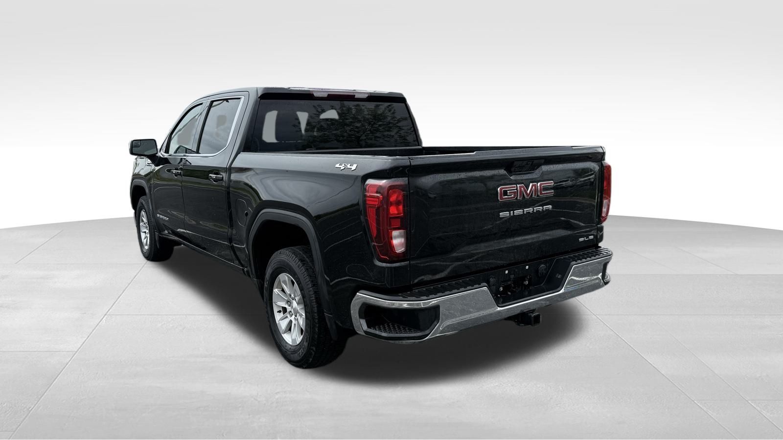 2021 Gmc Sierra 1500 SLE photo 3