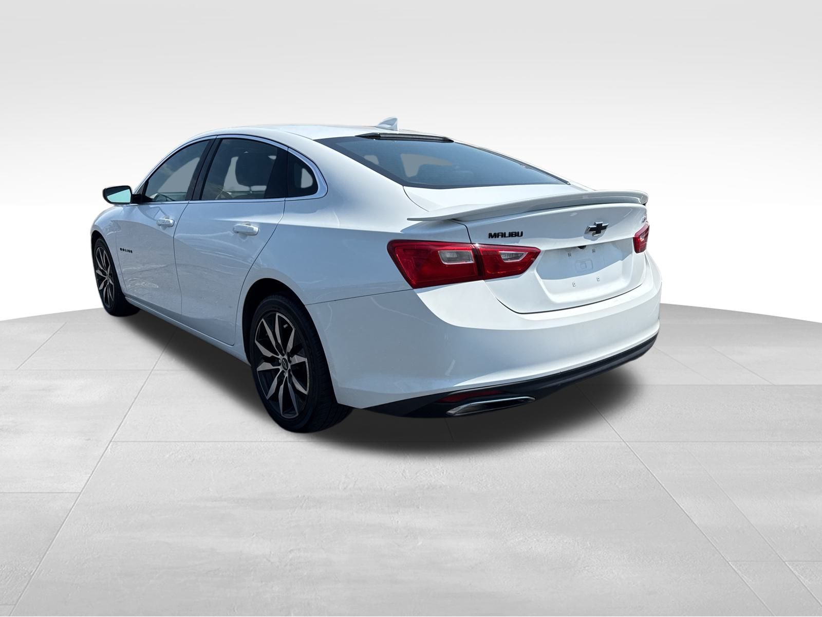 2021 Chevrolet Malibu RS photo 3