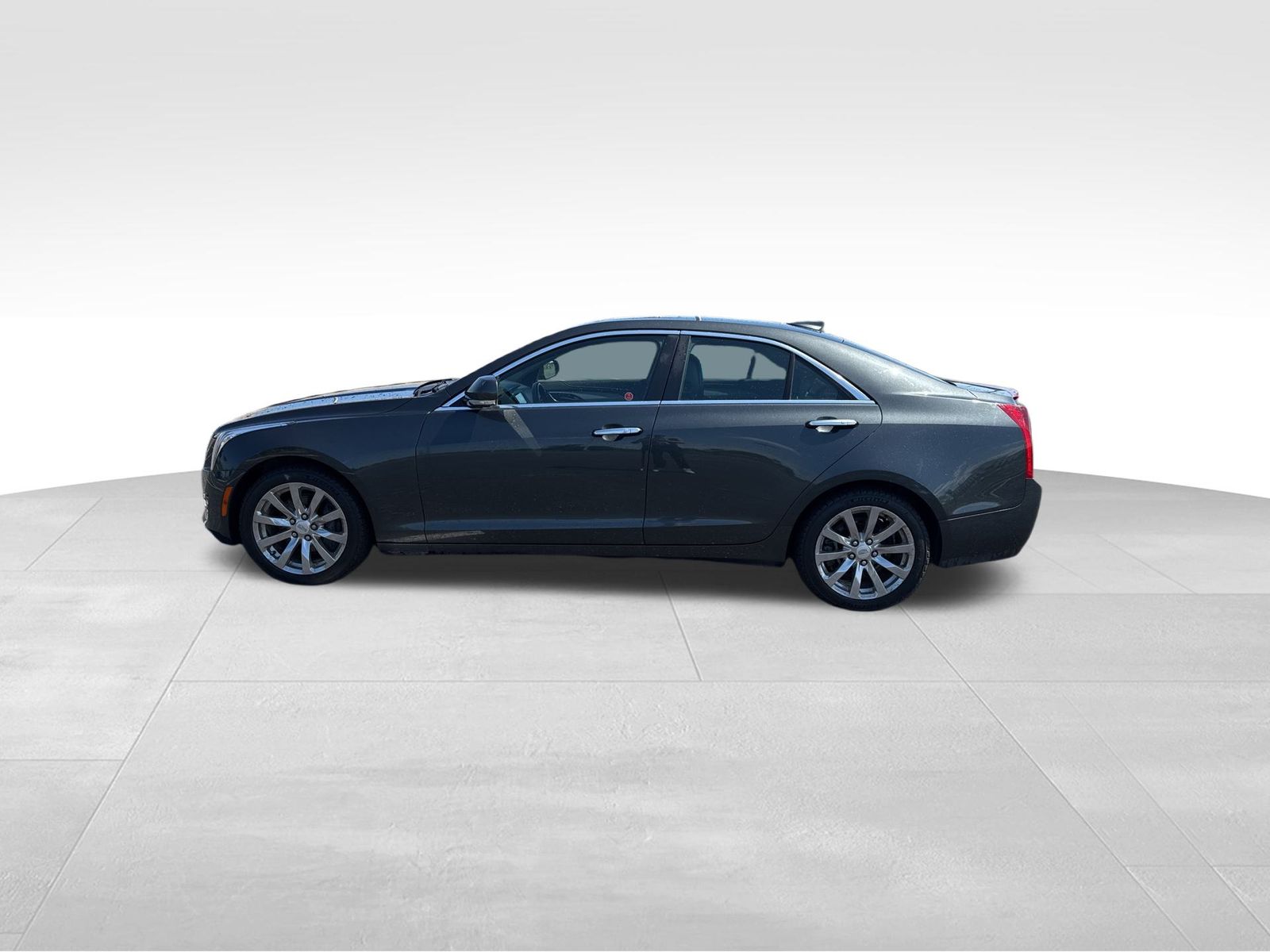 2018 Cadillac ATS Luxury photo 2
