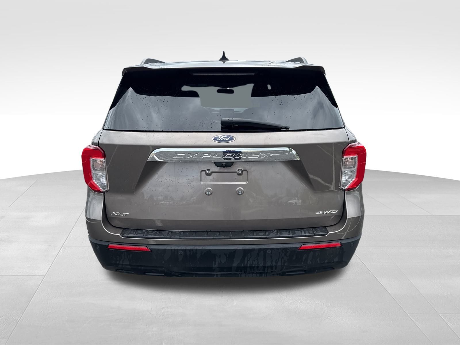 2021 Ford Explorer XLT photo 4