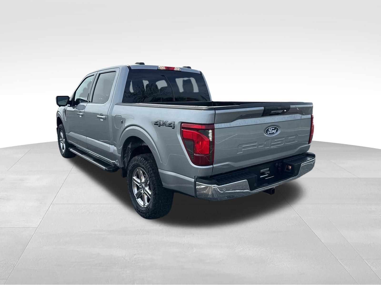 2024 Ford F-150 XLT photo 3