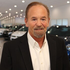 Staff member Pete Persha from 0cb35e4672b9