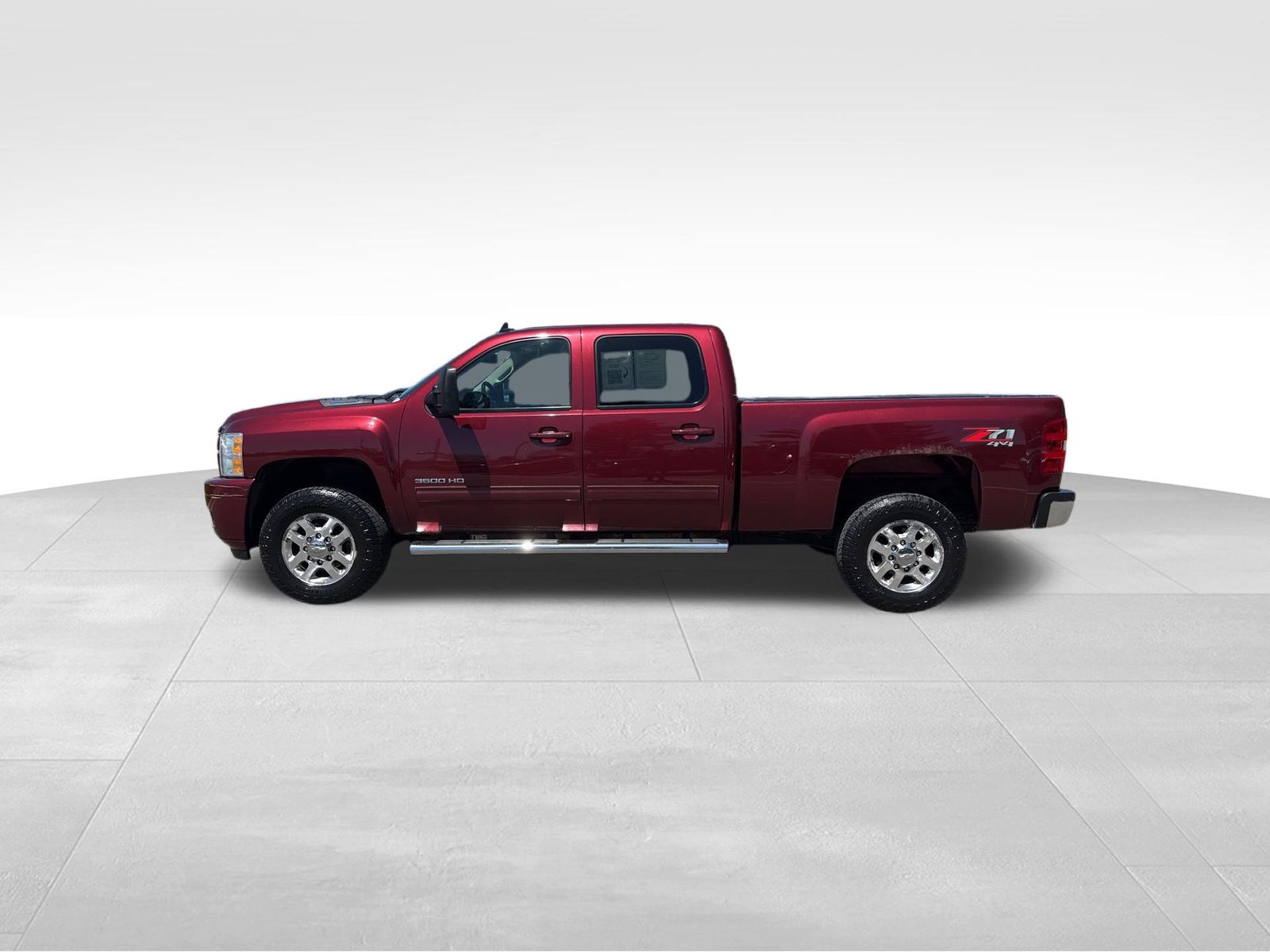 2014 Chevrolet Silverado 3500HD LT photo 2