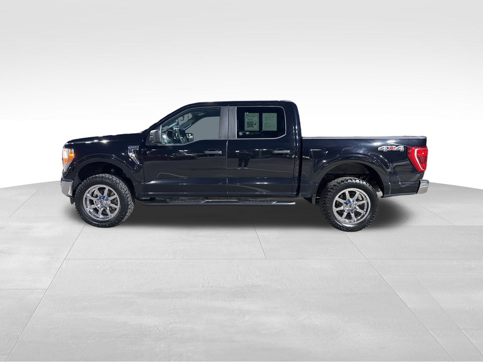 2022 Ford F-150 XLT photo 2