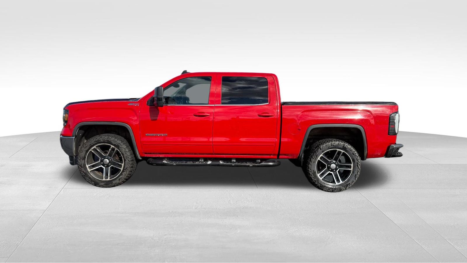 2015 Gmc Sierra 1500 SLE photo 2