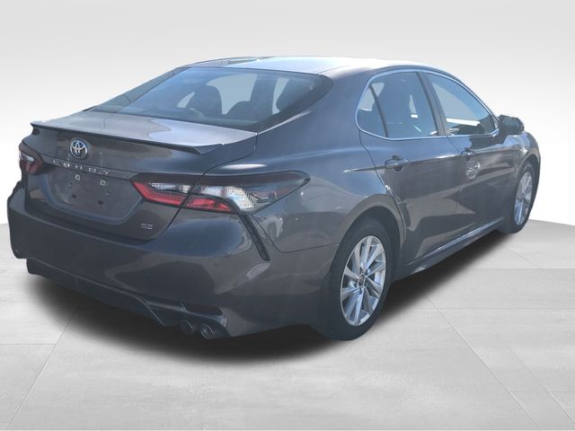 2023 Toyota Camry SE photo 2