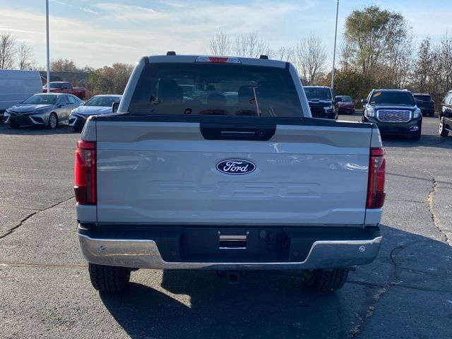 2024 Ford F-150 XLT photo 4