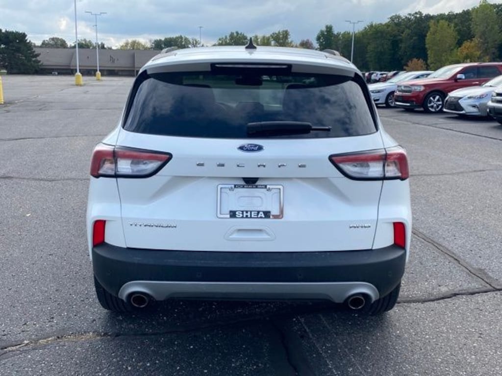 Used 2022 Ford Escape Titanium SUV