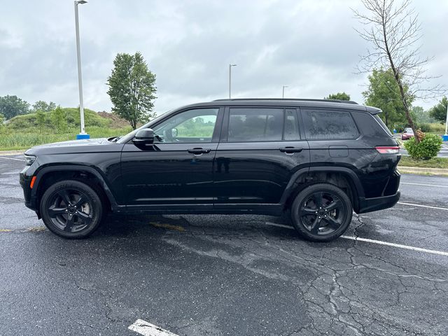 2023 Jeep Grand Cherokee Altitude X photo 2