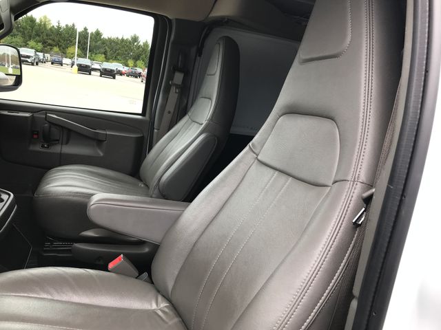 2024 Chevrolet Express 2500 Work Van photo 3