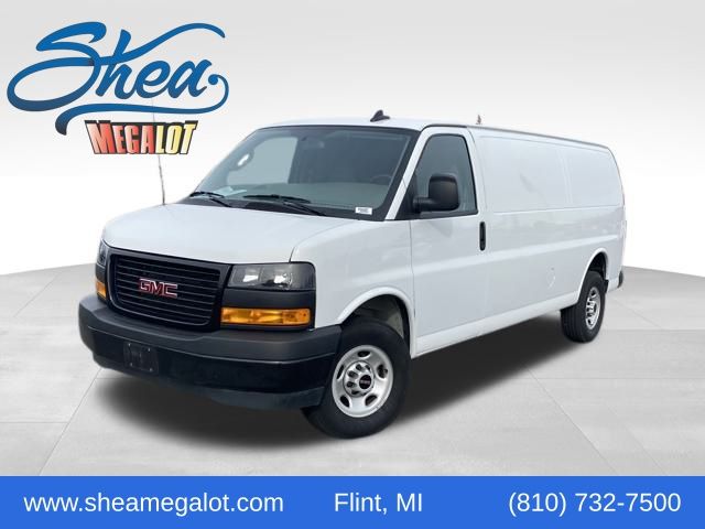2024 GMC Savana Cargo 1WT's photo