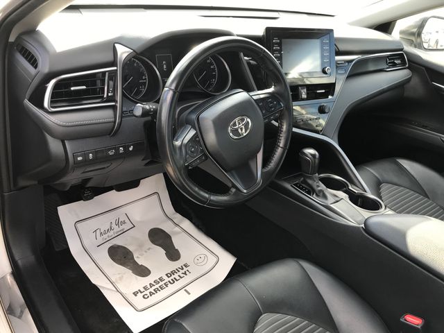 2023 Toyota Camry SE photo 3