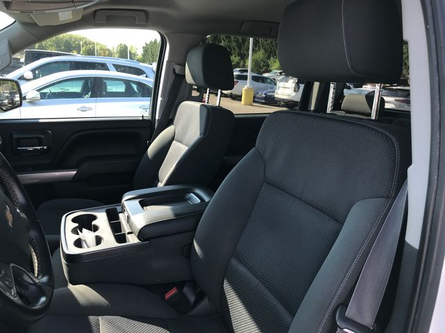 2015 Chevrolet Silverado 1500 LT photo 4