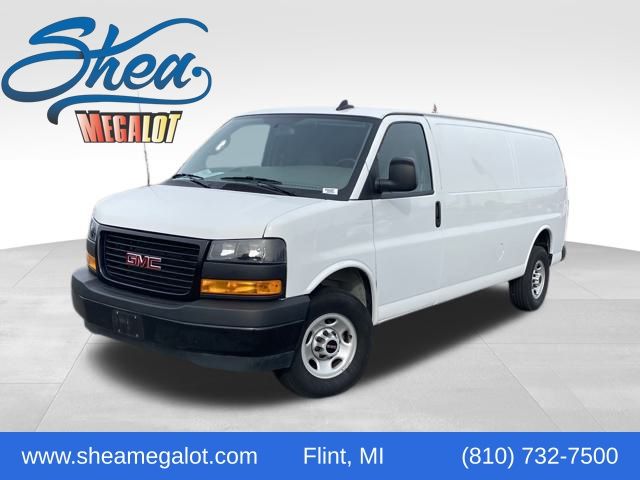 2024 GMC Savana Cargo 1WT's photo
