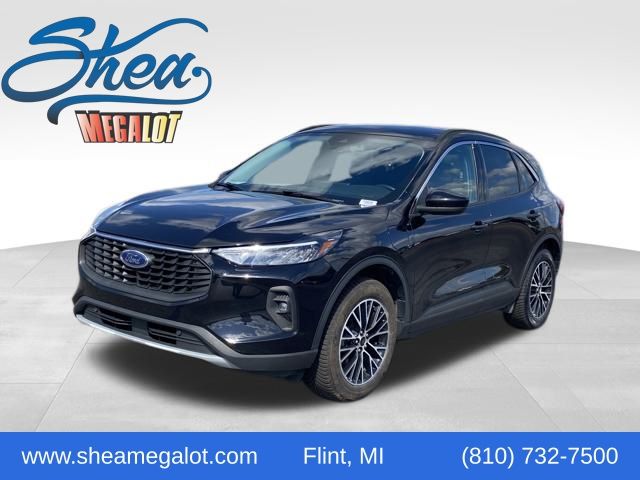 2023 Ford Escape PHEV's photo
