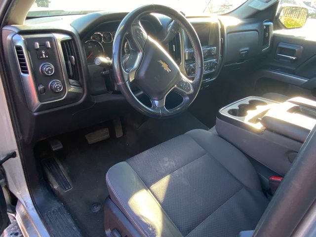 2017 Chevrolet Silverado 1500 LT photo 4