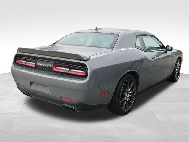 2018 Dodge Challenger R/T photo 2