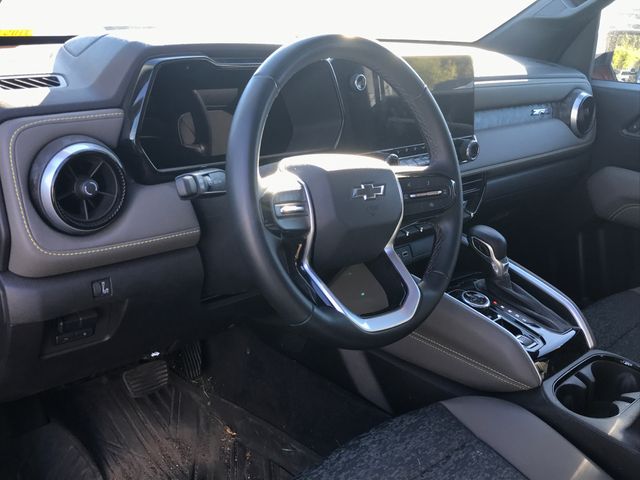 2024 Chevrolet Colorado ZR2 photo 3