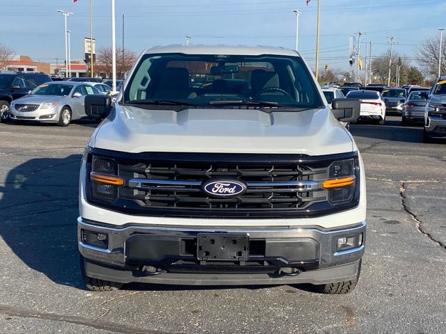 2024 Ford F-150 XLT photo 2