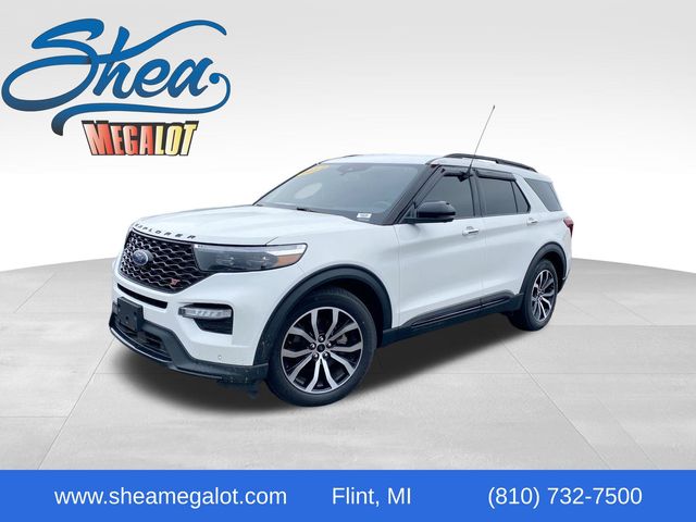 2022 Ford Explorer ST's photo