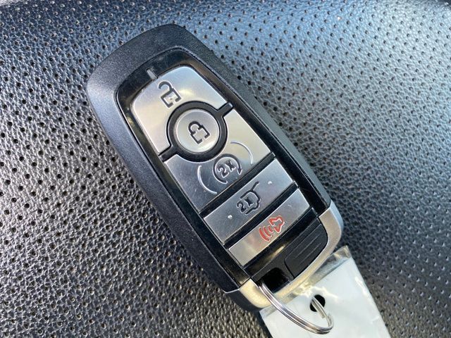2022 Ford Escape SEL - Photo 23
