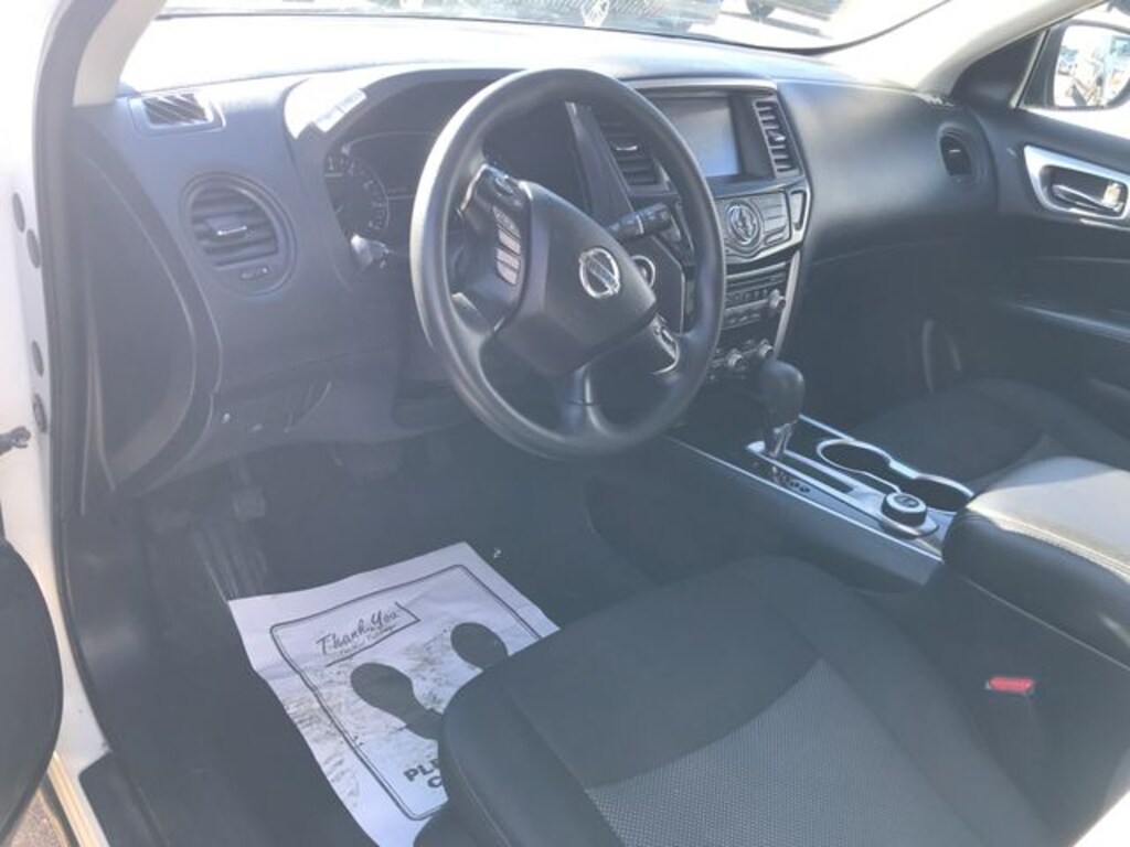 Used 2020 Nissan Pathfinder S SUV