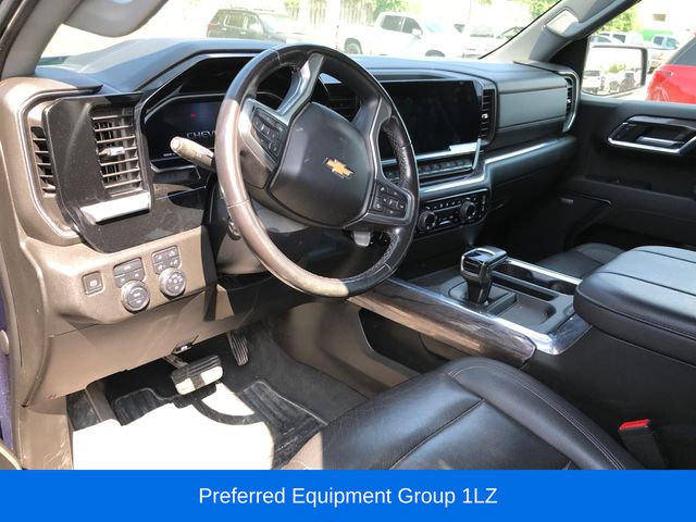 2023 Chevrolet Silverado 1500 LTZ photo 3