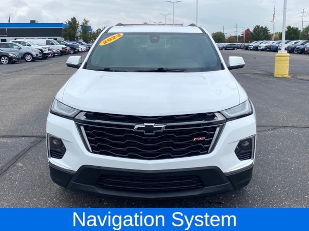 Used 2023 Chevrolet Traverse RS SUV