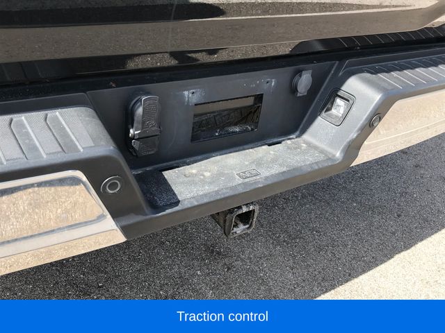 2023 Ford F-150 XLT photo 3
