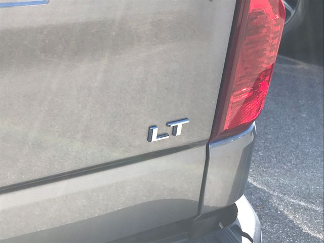2019 Chevrolet Silverado 1500 LT photo 3