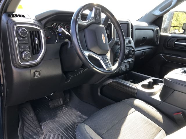 2022 Chevrolet Silverado 2500HD LT photo 3