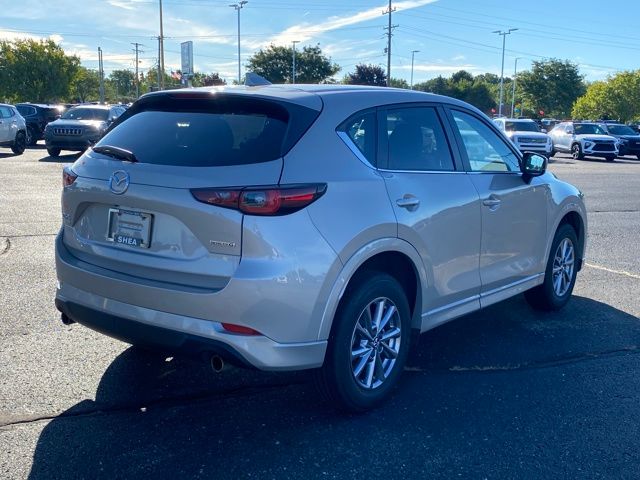 2024 Mazda CX-5 2.5 Select photo 3