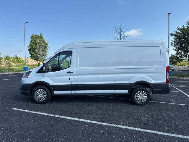2021 Ford Transit photo 2