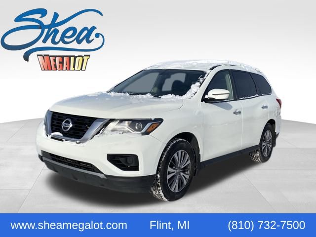 2020 Nissan Pathfinder S's photo