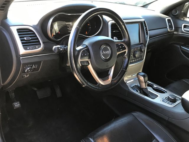 2017 Jeep Grand Cherokee Limited photo 2