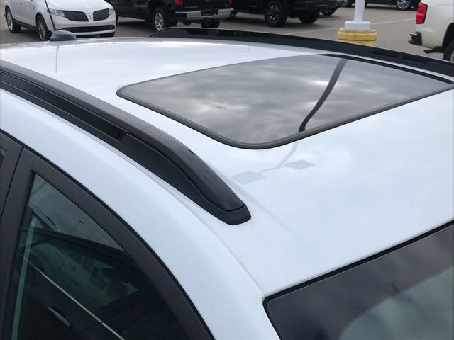 2025 Chevrolet Trax photo 3