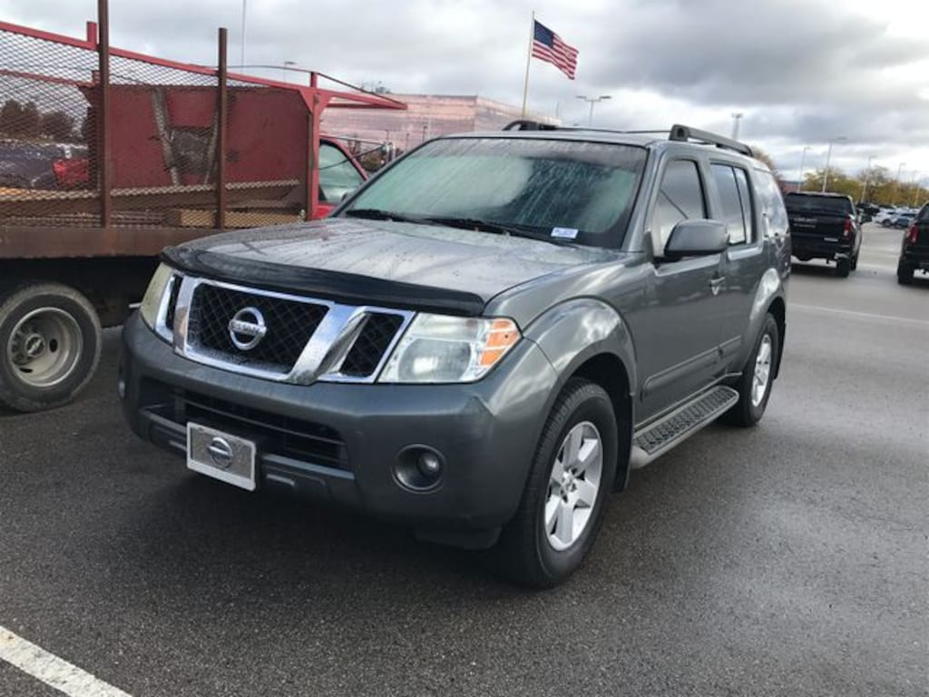 Used 2009 Nissan Pathfinder SE SUV