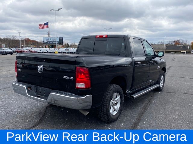 2017 Ram 1500 SLT photo 3