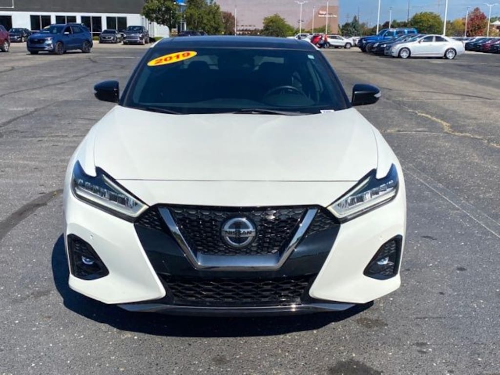 Used 2019 Nissan Maxima SR Sedan