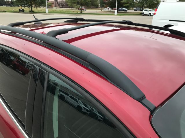 2019 Ford Escape SEL photo 2