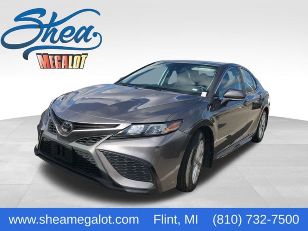 Used 2022 Toyota Camry SE Sedan