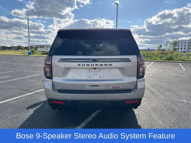 2022 Chevrolet Suburban RST photo 3