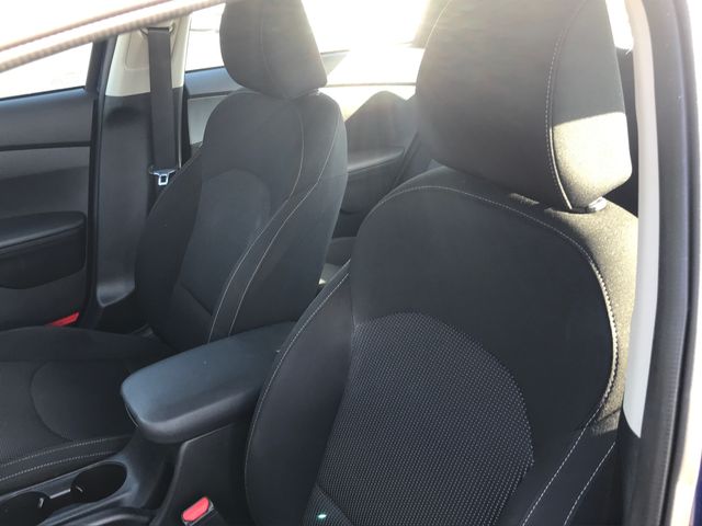 2021 Kia Forte LXS photo 4
