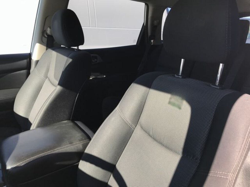 Used 2020 Nissan Pathfinder S SUV