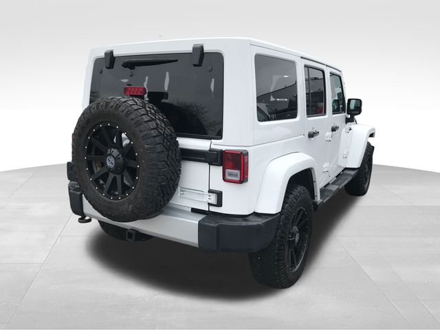 2012 Jeep Wrangler Unlimited Sahara photo 2