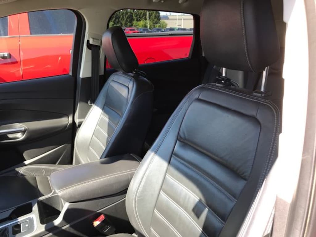 Used 2019 Ford Escape Titanium SUV