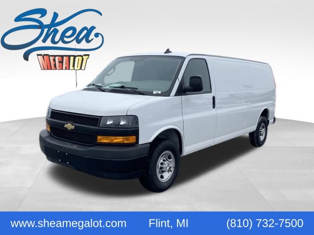 2022 Chevrolet Express Cargo 1WT's photo